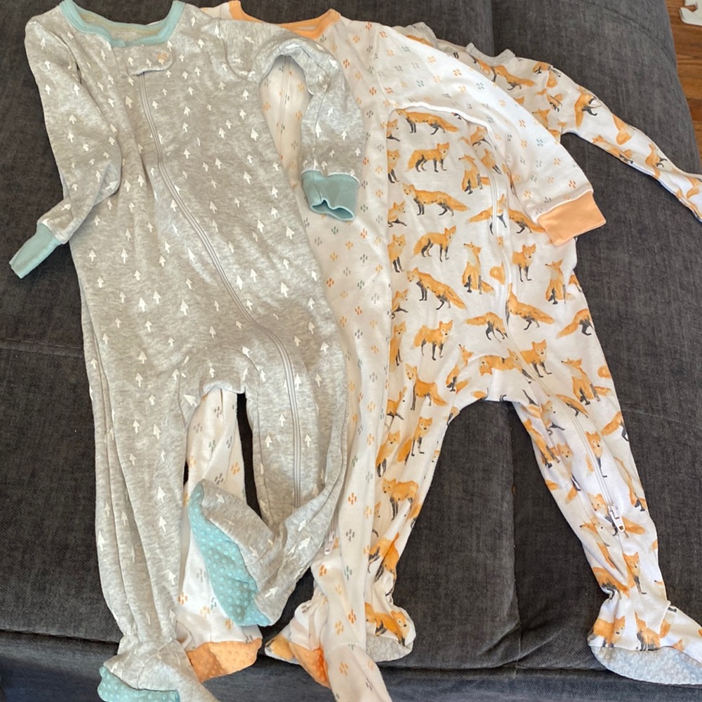 Three footed pajamas with zippers